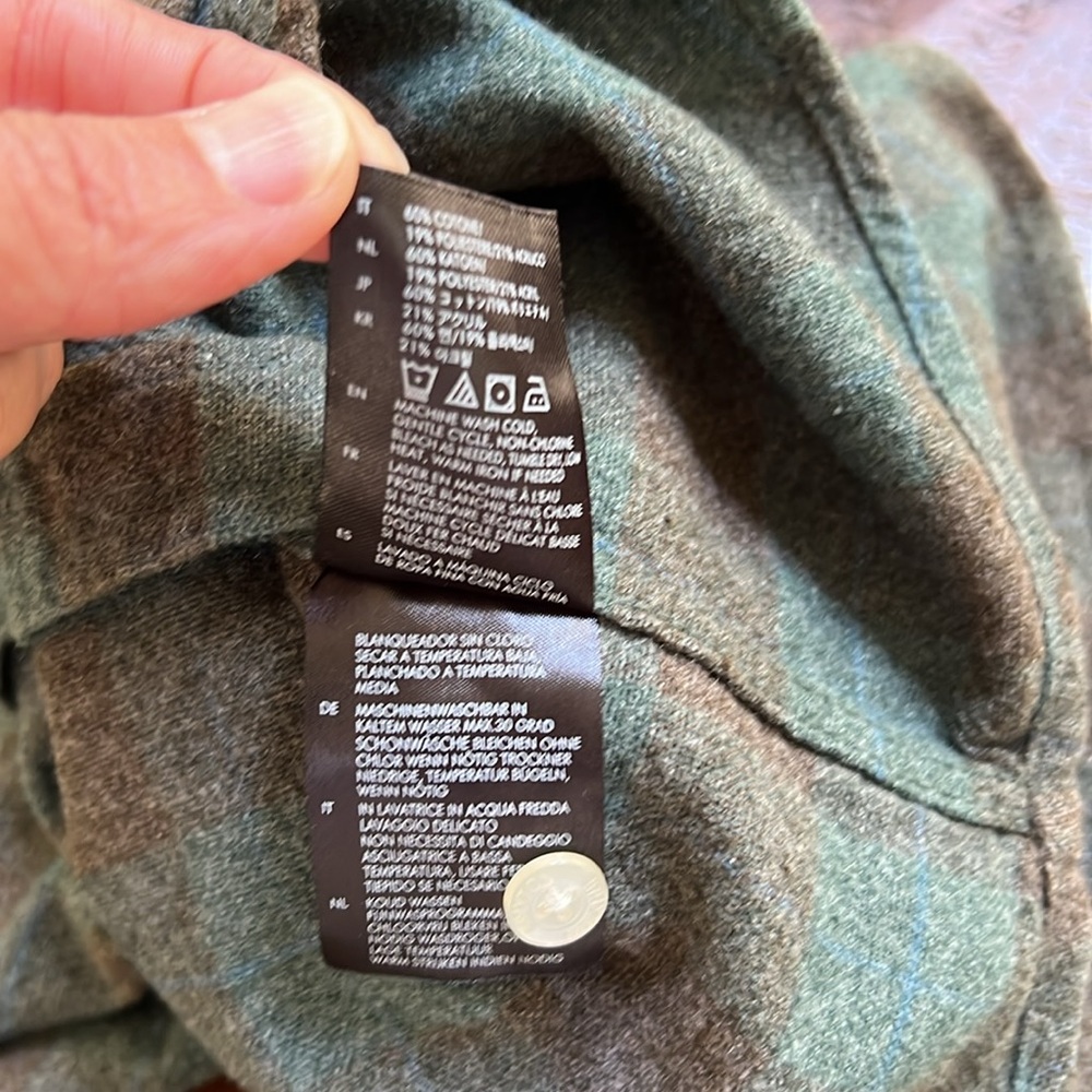 BRIXTON Men's Bowery Long Sleeve Rugged Classic Flannel in Ocean Plaid - Picture 11 of 13